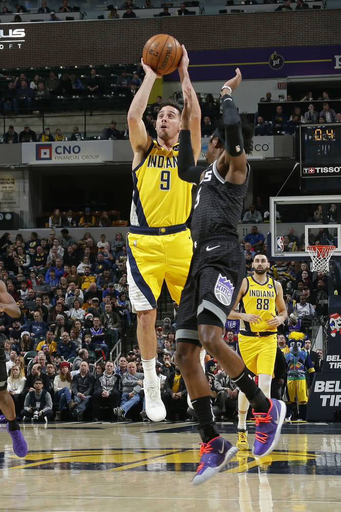 奠定了基石 奠定了基石